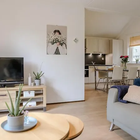 Дом отдыха Charmante Woning Met Grote Prive Tuin 6p - Vp116 Hoeven