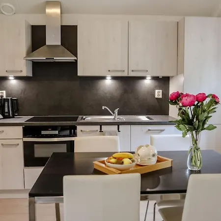 Дом отдыха Charmante Woning Met Grote Prive Tuin 6p - Vp116 *