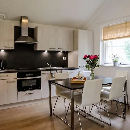 Charmante Woning Met Grote Prive Tuin 6p - Vp116 Дом отдыха Hoeven