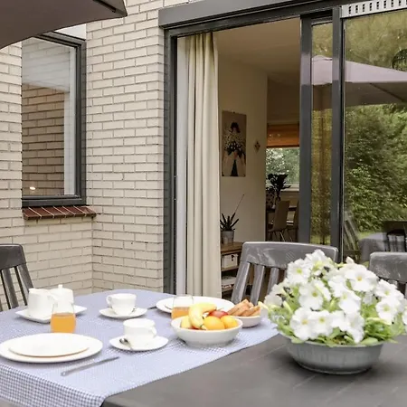 Дом отдыха Charmante Woning Met Grote Prive Tuin 6p - Vp116